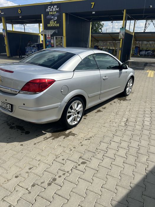 Opel Astra H Twintop
