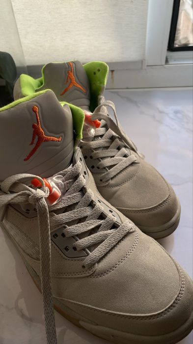 Кроссовки джорданы