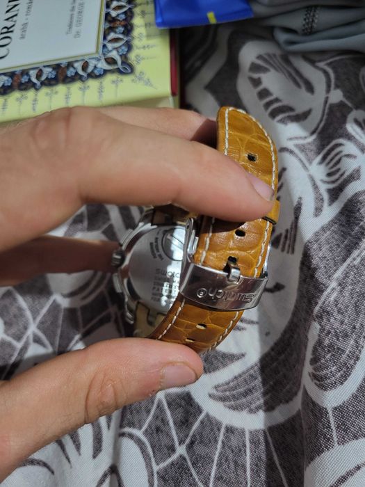 Vand ceas  swiss swatch