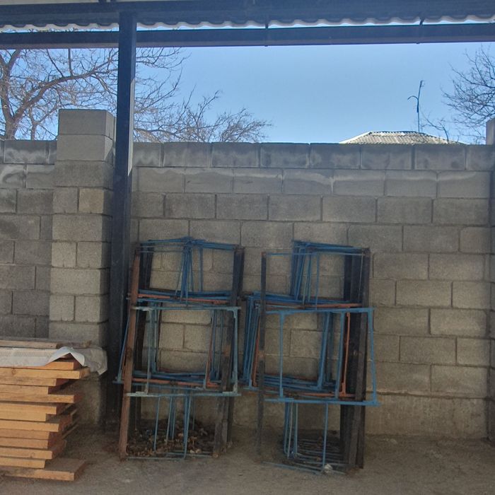 Новые стол стулья ручная работа