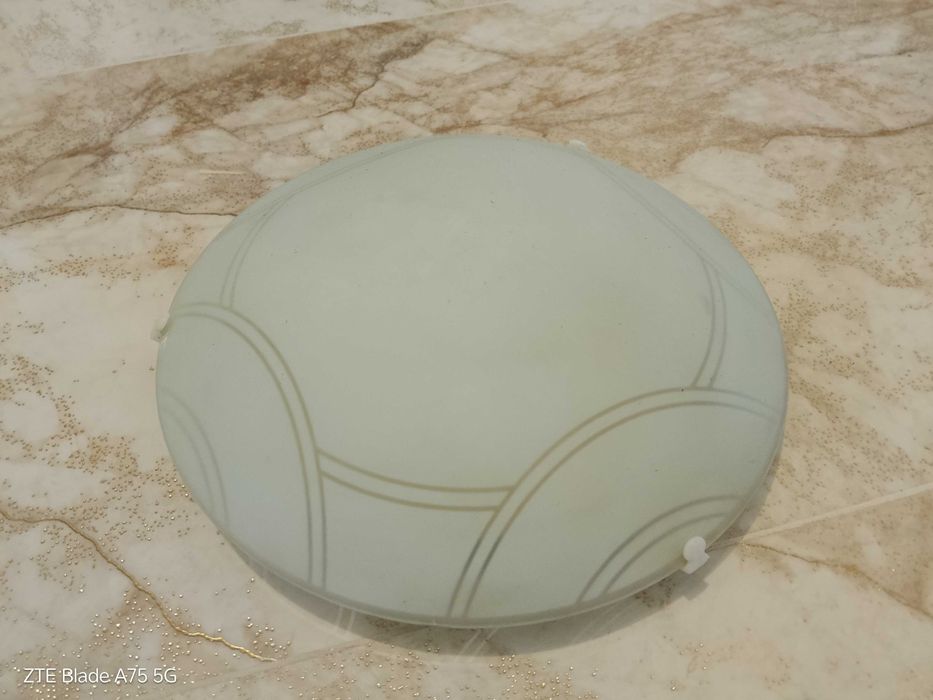 Aplice plafoniere lustre corpuri de iluminat 20 si 30 cm