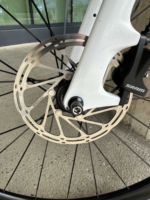 Boardman Sram Apex 11V