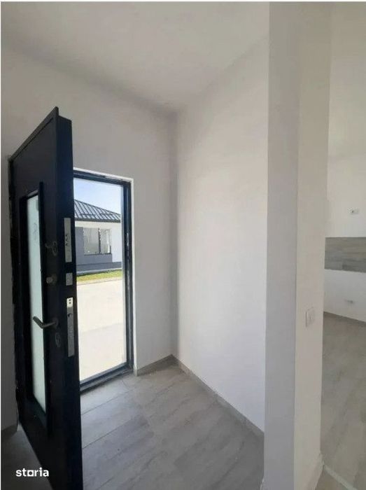Casa Tip Duplex in Tunari – Modern si Confortabil