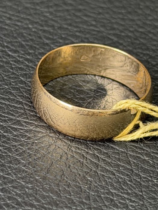 Златна халка 14 K 585 Чисто нова gold zlatna halka