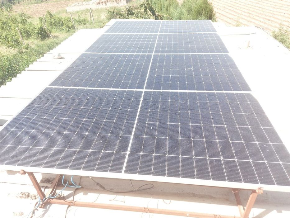 Quyosh panel sotiladi