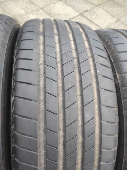 235/45/18 Bridgestone Дот .1723