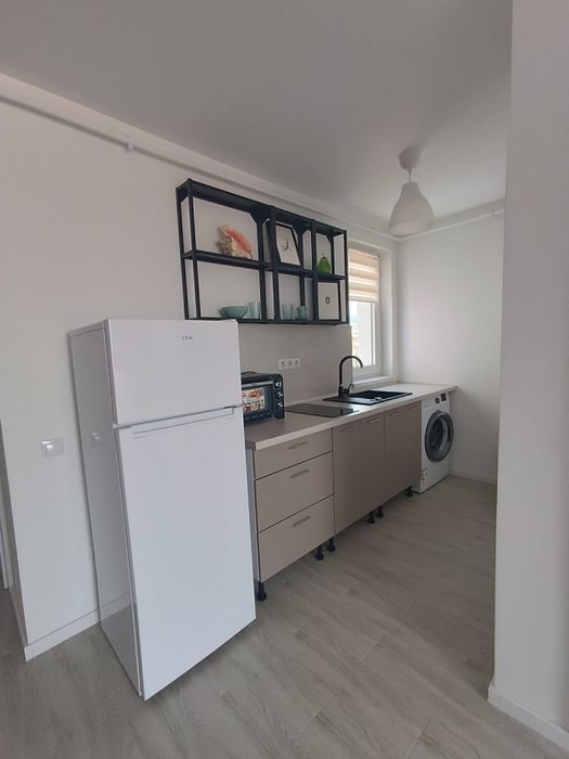 Inchiriez apartament 2 camere zona centrala