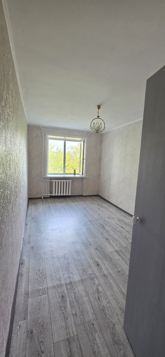 Продам трехкомнатную квартиру