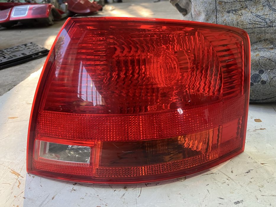 Десен външен стоп за Audi A4 B7 Kombi Ауди А4 Б7 Комби 2004-2007г