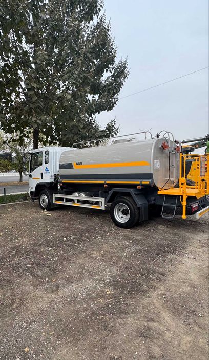 Комфорт 8тон Водовоз(поливомоечная машина)