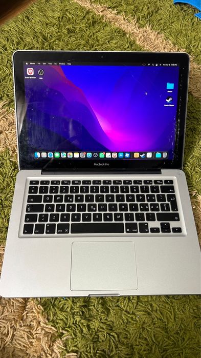Macbook pro 2012 de 13 - inch perfect functional. Cititi atent descrierea!