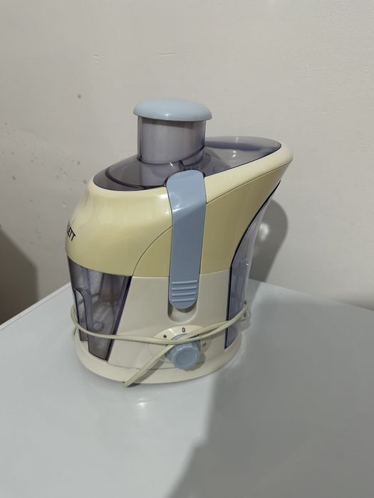 Продается соковыжималка