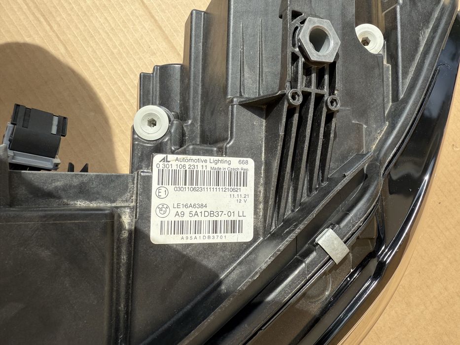 Ляв фар BMW 3 G20/21 | LED