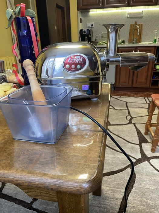 Angel 5500 робот