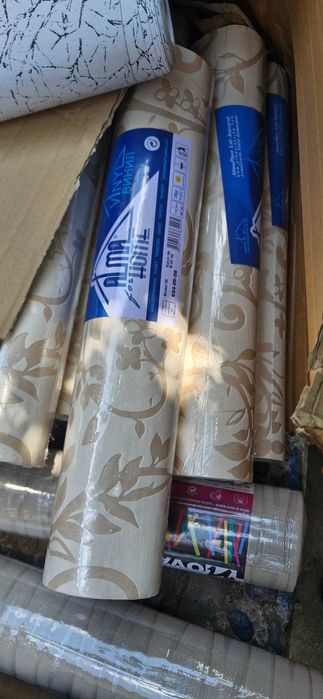 Тапети чисто нови различни модели и различни броики