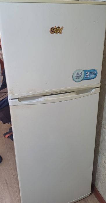 Продам Холодильник LG
