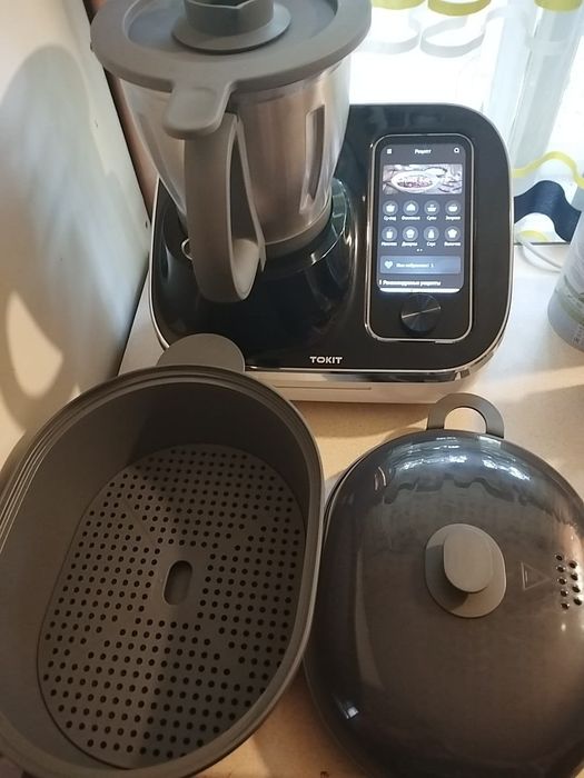 Продам кухонный комбайн