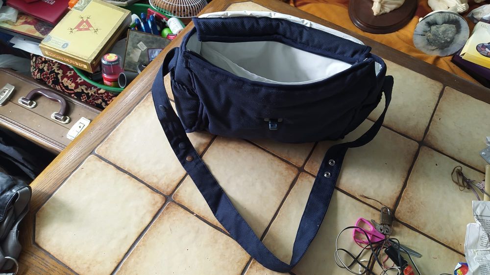 Vand genti de voiaj si calatorii