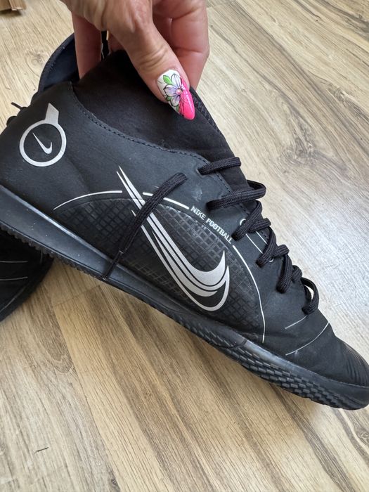 Оригинални футболни обувки сини PUMA Futurе FG/AG ! 41 н