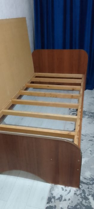 Одноместный кровать