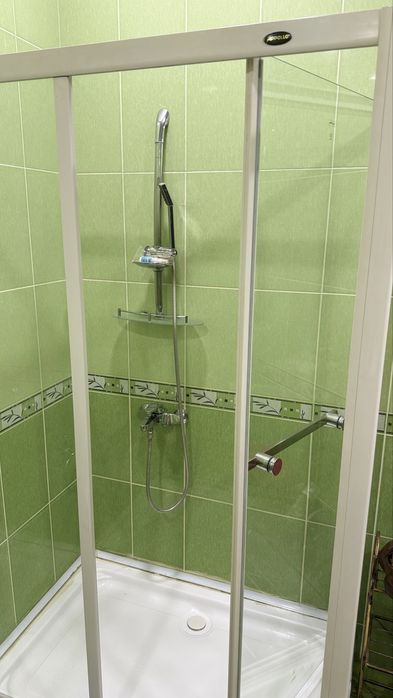 Душевая кабина для санузелов