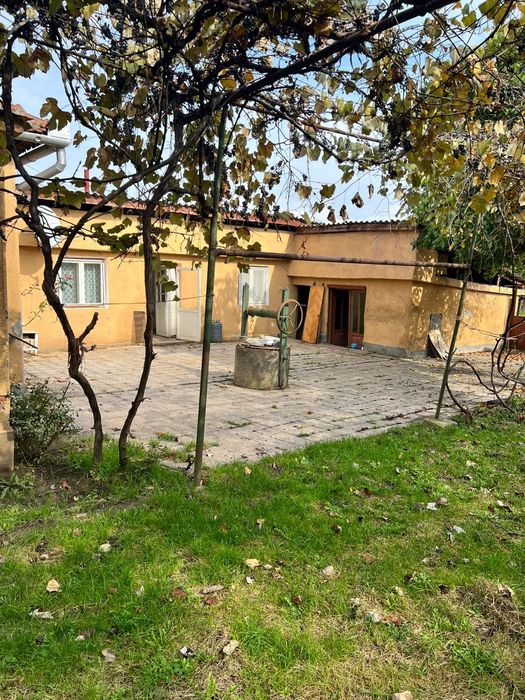 Vând casă în Simeria