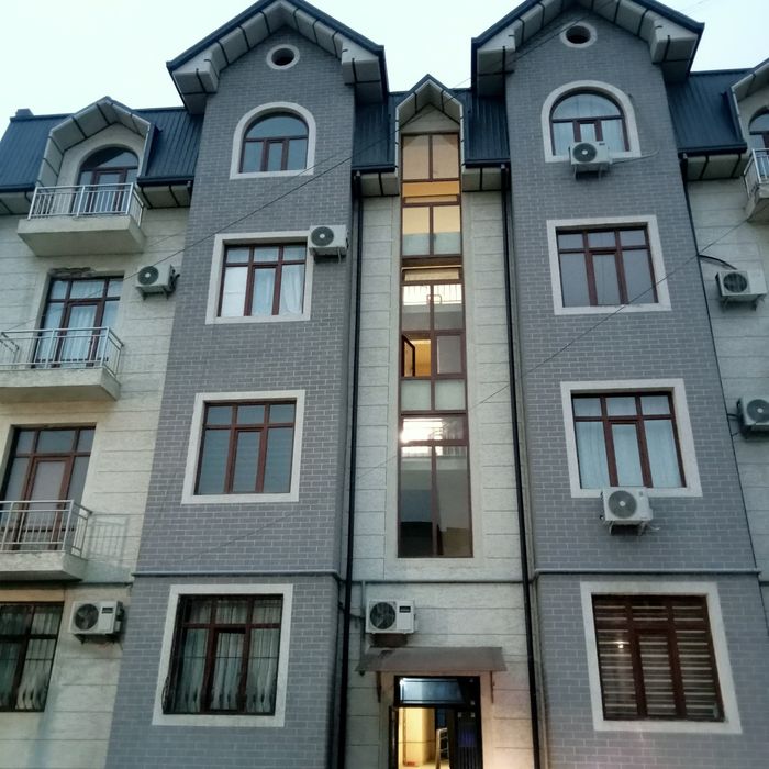 Kvartira sotiladi yengi dom