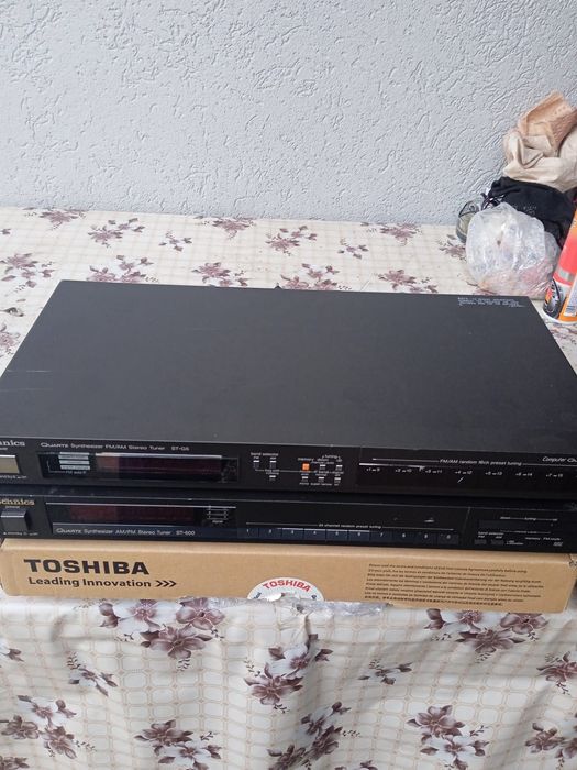 Tuner Technics modele ST G 5/ ST 600