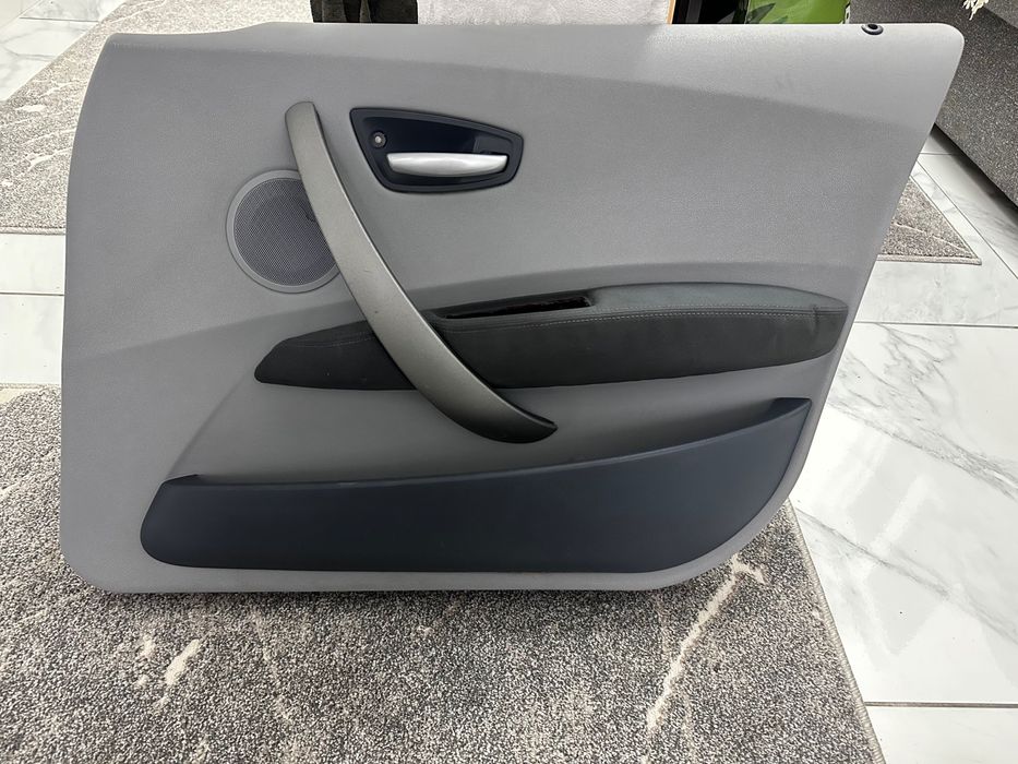 BMW seria 1 e87 fete de uși și parasolare