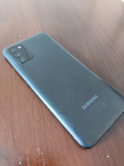 Продам телефон самсунг