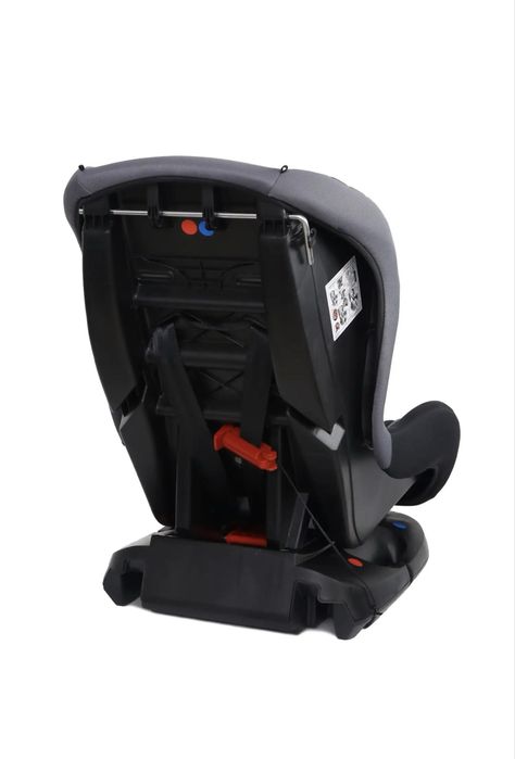 Продам автокресло новое