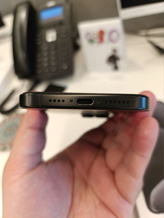 iPhone 15 Pro Max 256GB Black sim/esim ideal