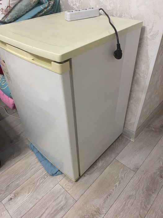 Морозильник Midea