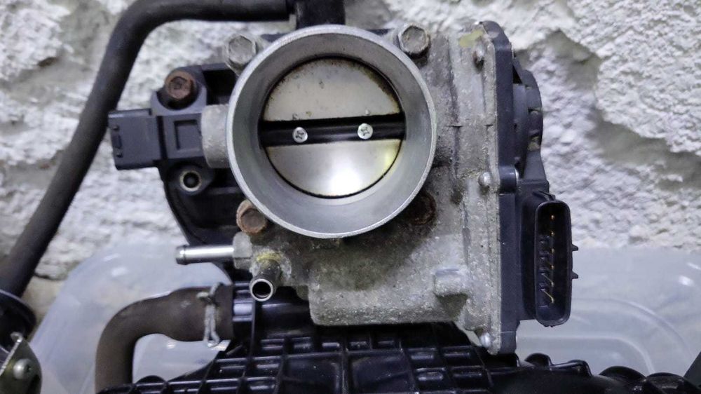Clapeta Acceleratie TOYOTA AURIS  Hybrid 1.8i - cod: 22030-0T110