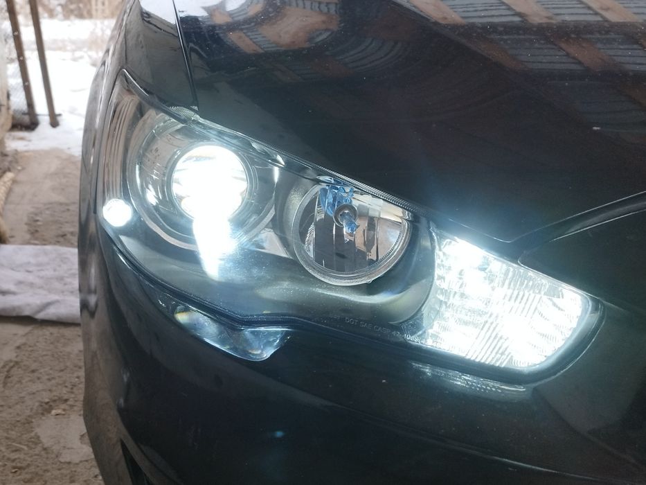 Фары Mitsubishi Lancer 10