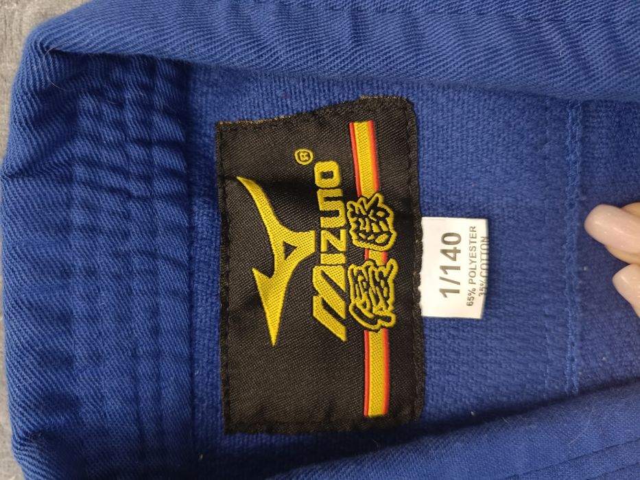 костюм для дзюдо на девочку