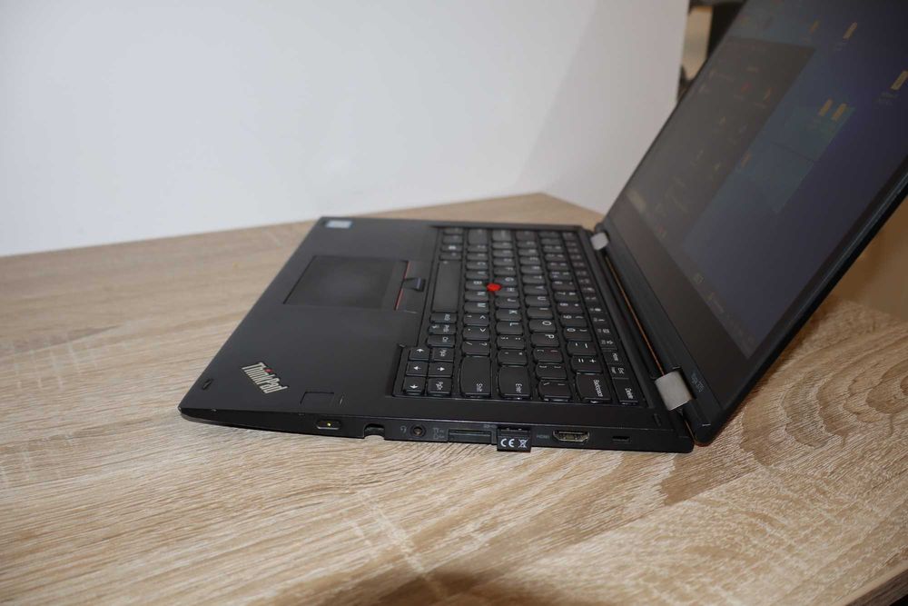 Laptop Thinkpad Yoga 370 tablet