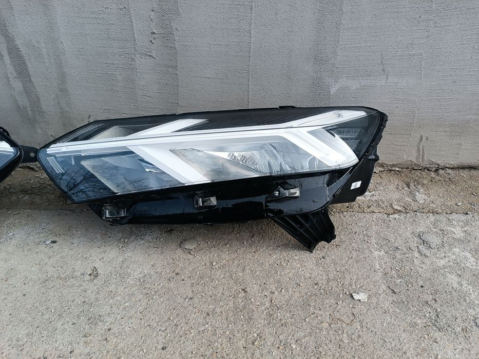 Far stop Dacia Logan Duster Fluence Megane3 Megane2 Arkana Scenic2