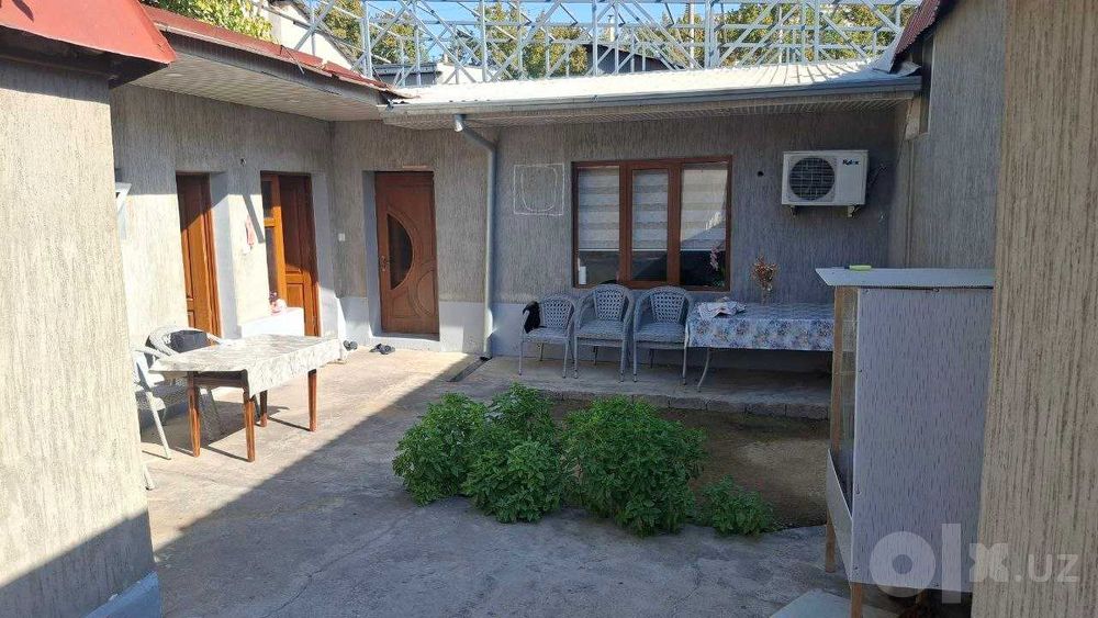 Uchastka sotiladi srochno