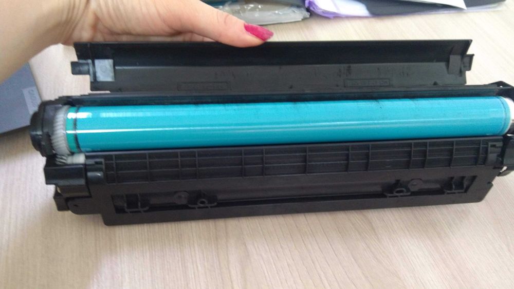 продам картридж от принтера-тройки в хорошем состоянии