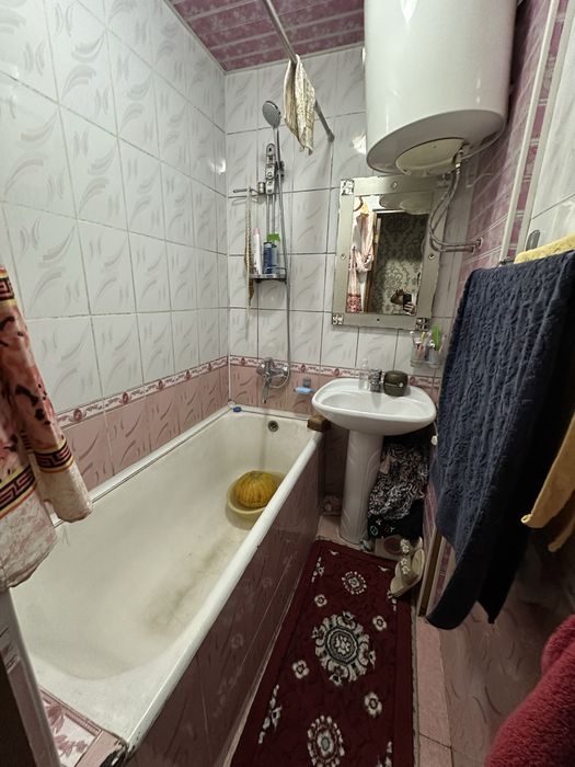 Ттз саниф продается квартира 4/1/3 кирпичный балкон 2х6