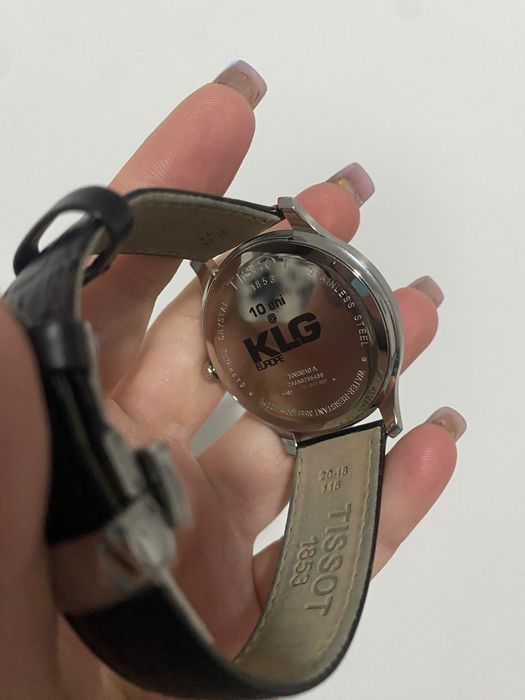 Ceas Tissot original, primit cadou aniversar de 10 ani de muncă.
Nou,