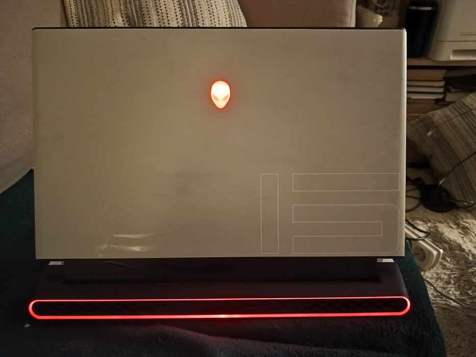 Laptop alieanware m15
