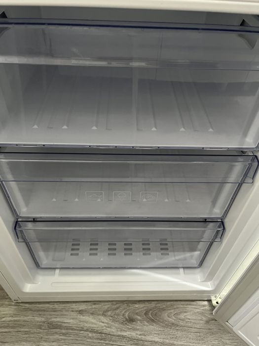 Продам холодиник Beko