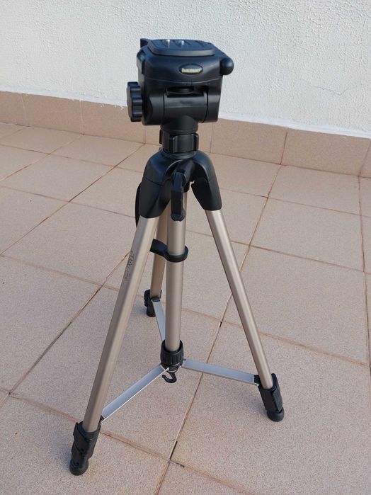 Статив стойка трипод hama Star 62
