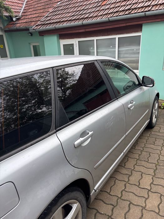 Se vinde Volvo V50
