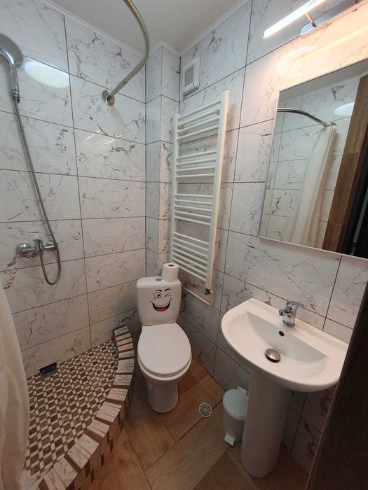 Ofer spre închiriere apartament 2 camere – Târgoviște, zonă semicentrală