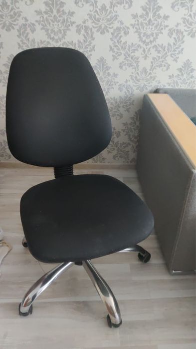 Продам стулья для офиса