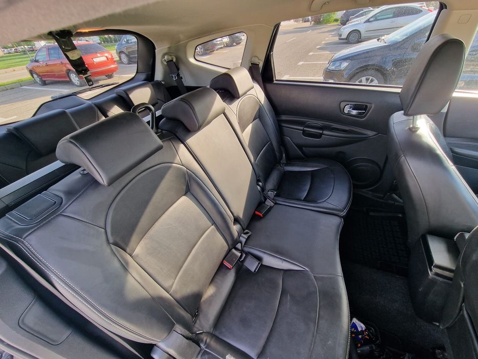 Nissan Qashqai+2 automat  4x4