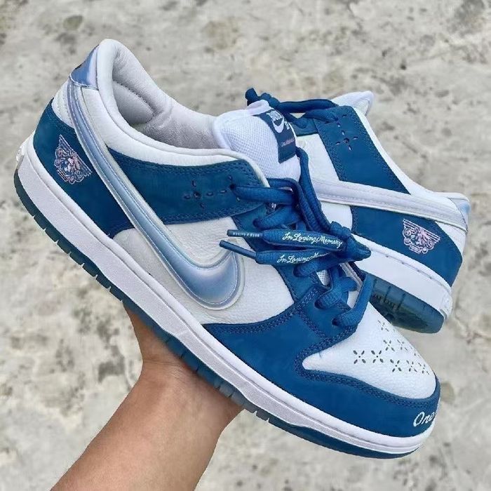 Nike SB Dunk Born x Raised